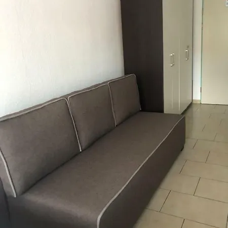 Апартаменты Zentrum , 900 M Zum