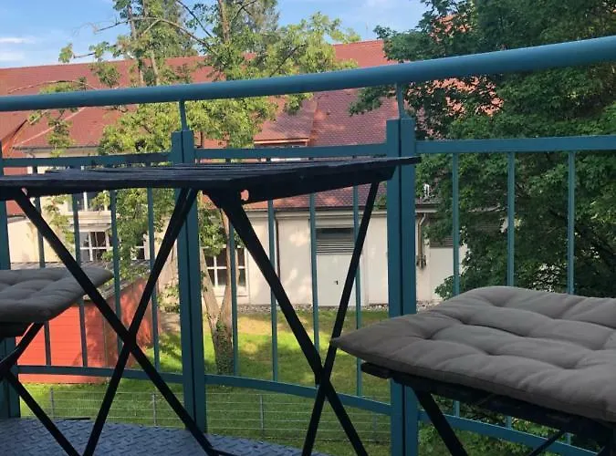 Zentrum , 900 M Zum *